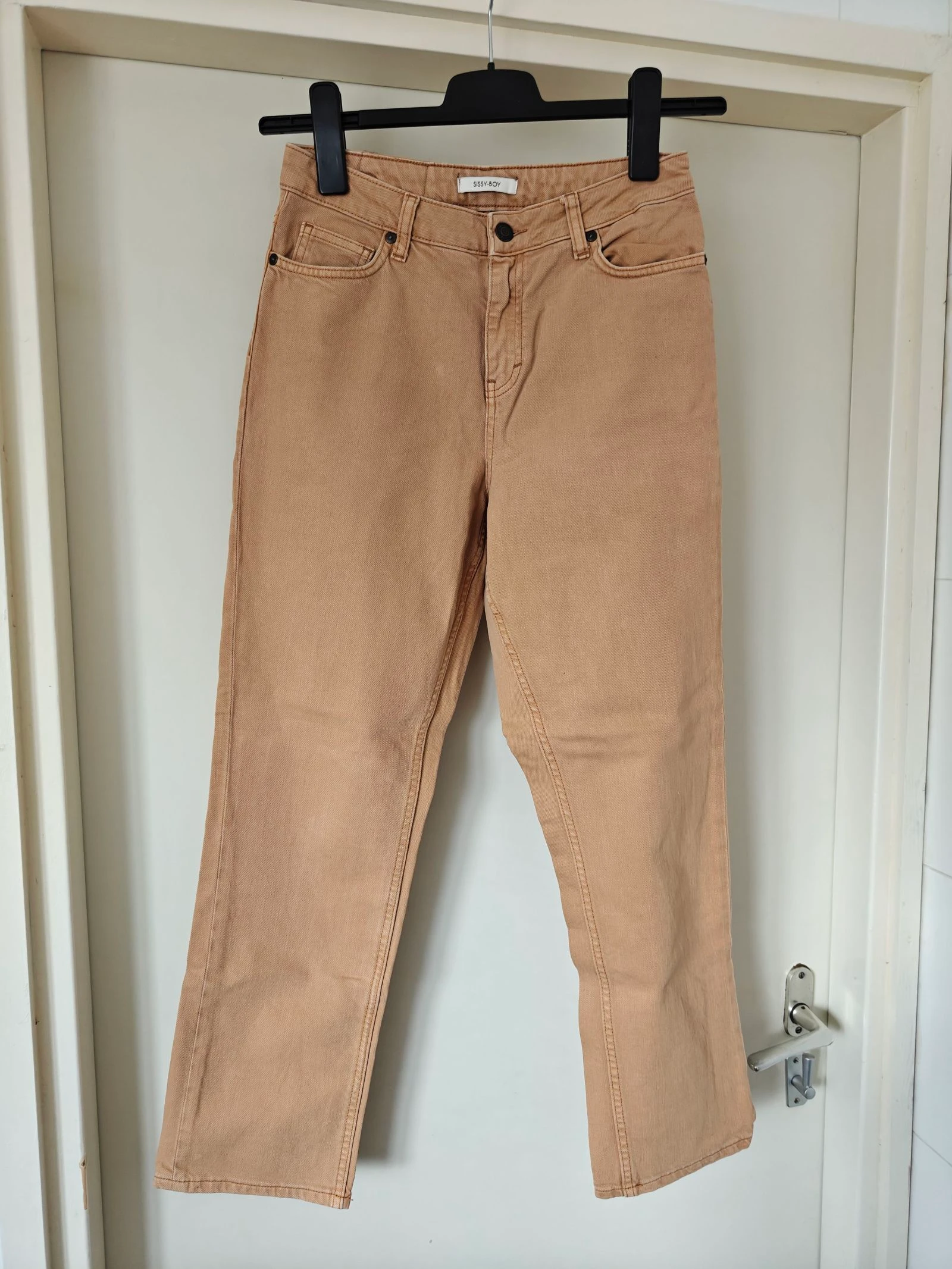 Hele mooie kleur broek van Sissy Boy, jeansmaat 26 = XS 34